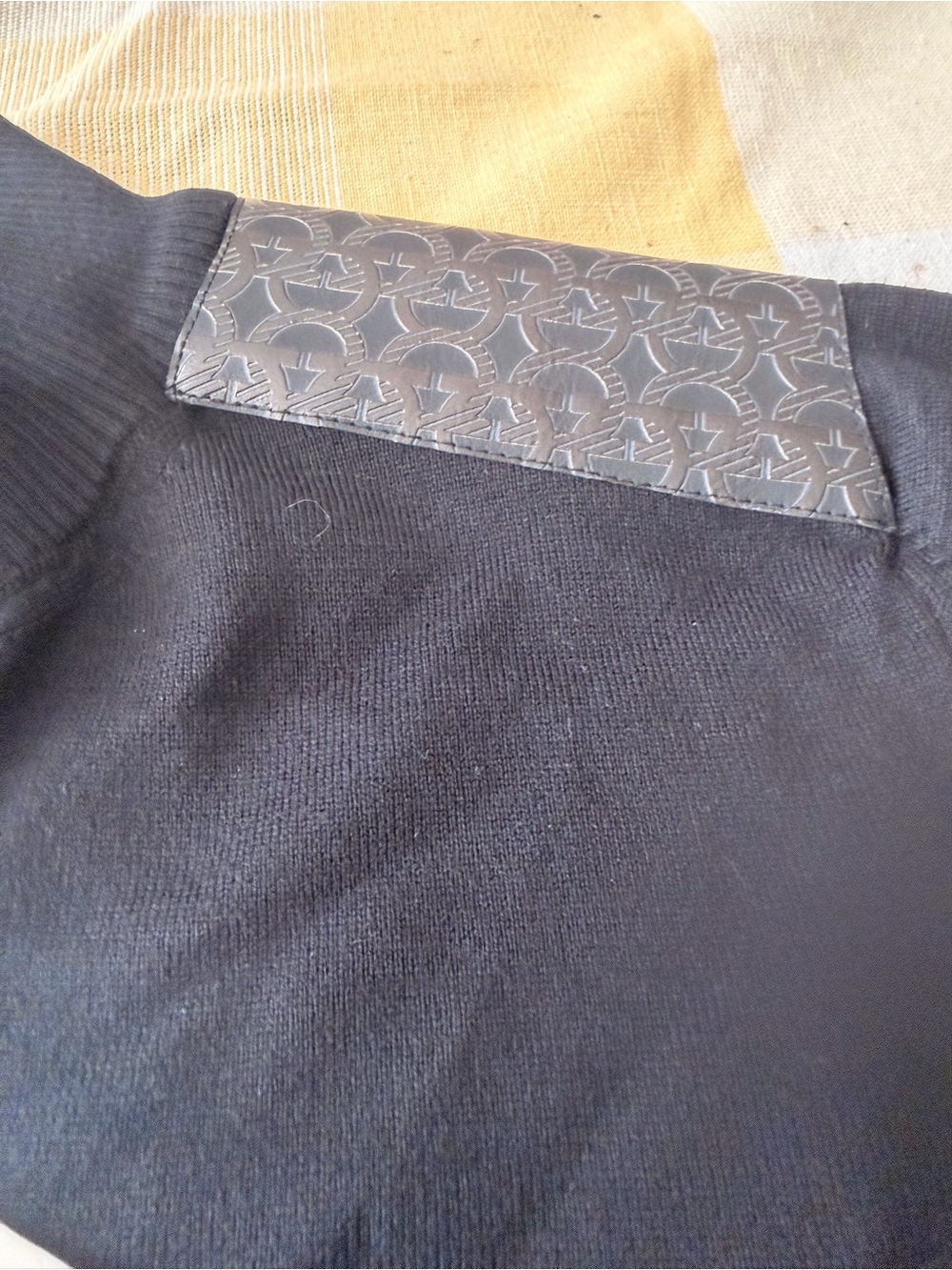 Salvatore Ferragamo Black Men's Zip-Up Sweater - Picture 8 of 16